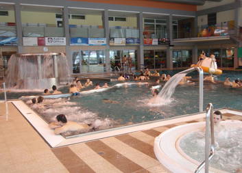 Plovárna s tříkrálovými koledníky