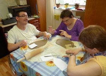 Tvorba z keramické hlíny - práce, relaxace, zábava